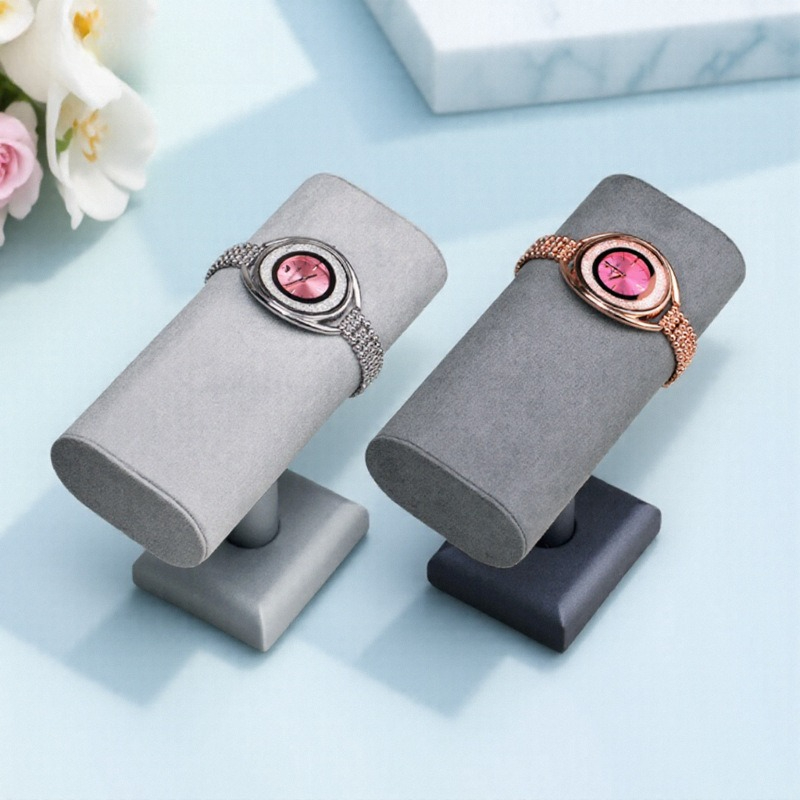 PUレザー腕時計ディスプレイスタンド 高級腕時計＆ブレスレッ - Luxury Watch Boutique のレビューと価格