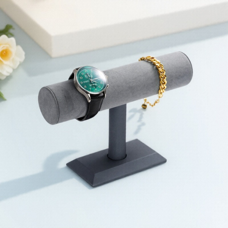 PUレザー腕時計ディスプレイスタンド 高級腕時計＆ブレスレッ - Luxury Watch Boutique のレビューと価格