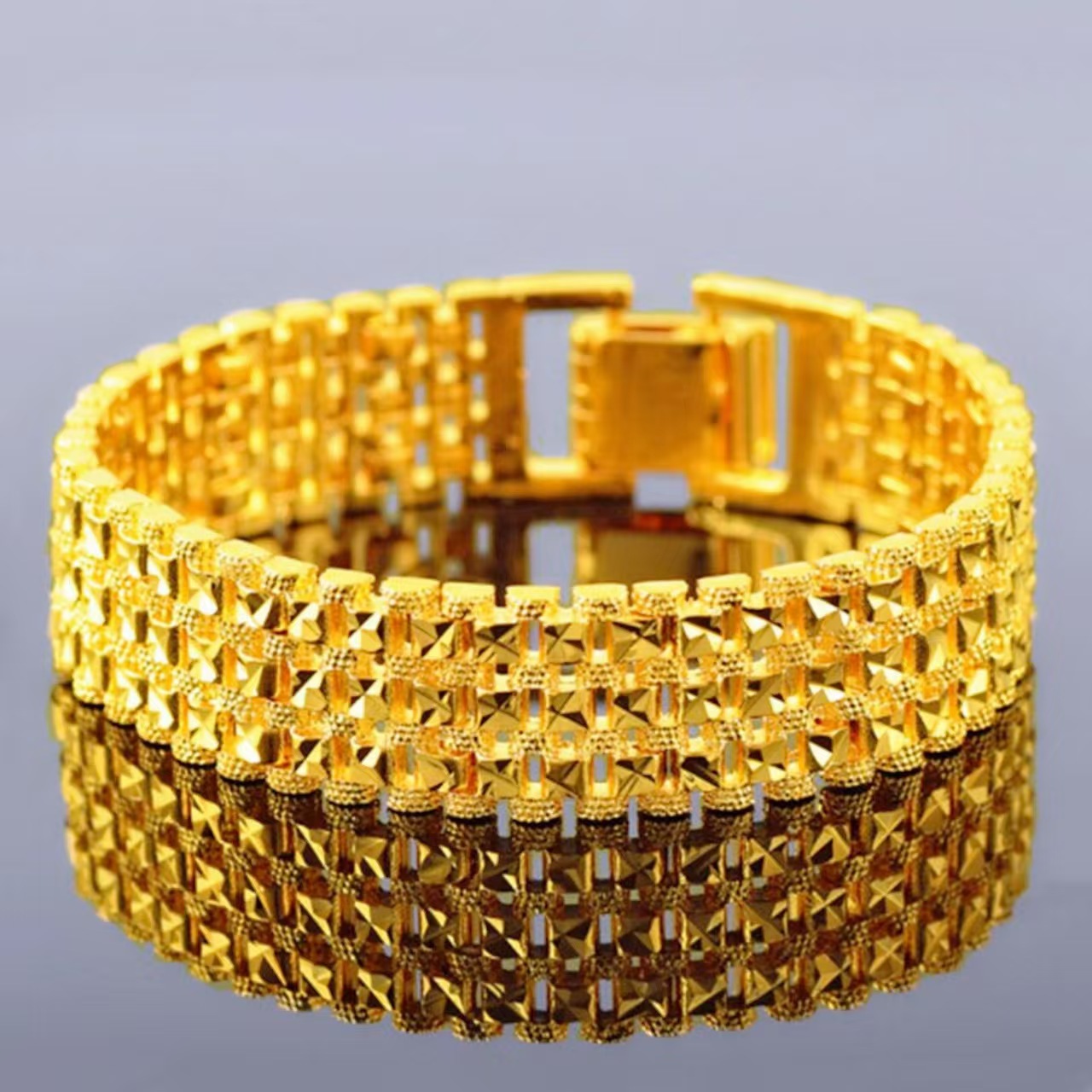 ヴィオラジュエリー ラグジュアリー 24K 9999純金 本 - Luxury Watch Service のレビューと価格